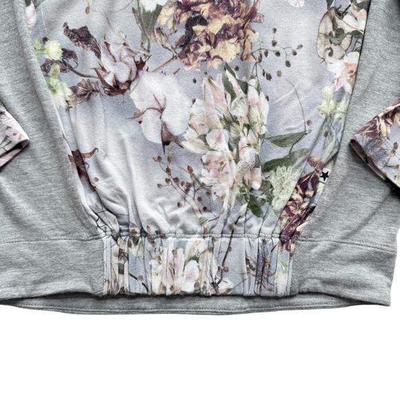 Molo Floral Long Sleeve Top Size 116(6) - Picture 2 of 4